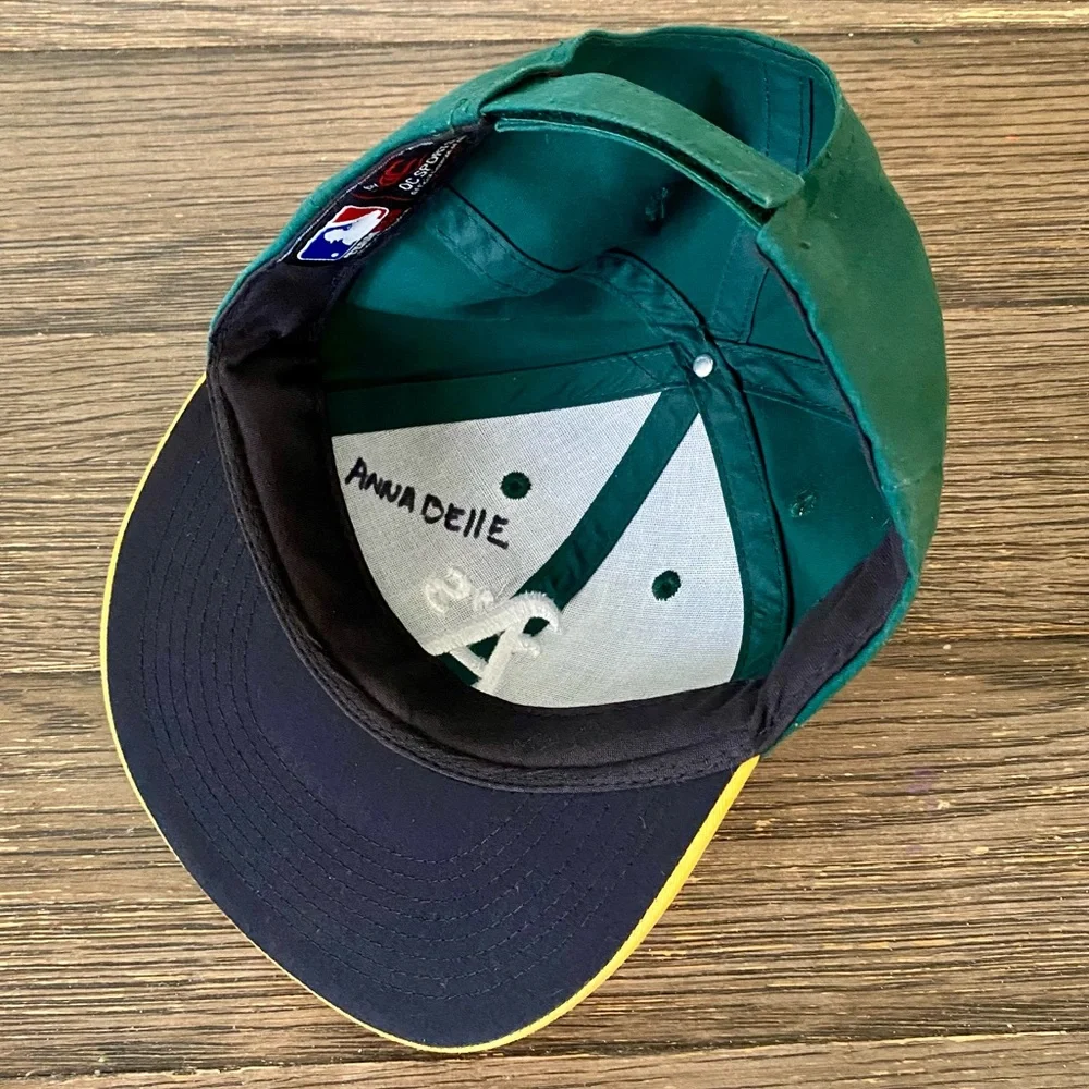 Oakland A’s Youth Hat Adjustable Green Gold Yellow Baseball Cap Team MLB EUC